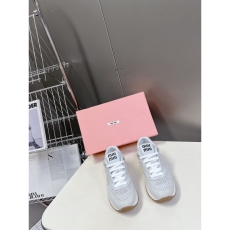 Miu Miu Casual Shoes